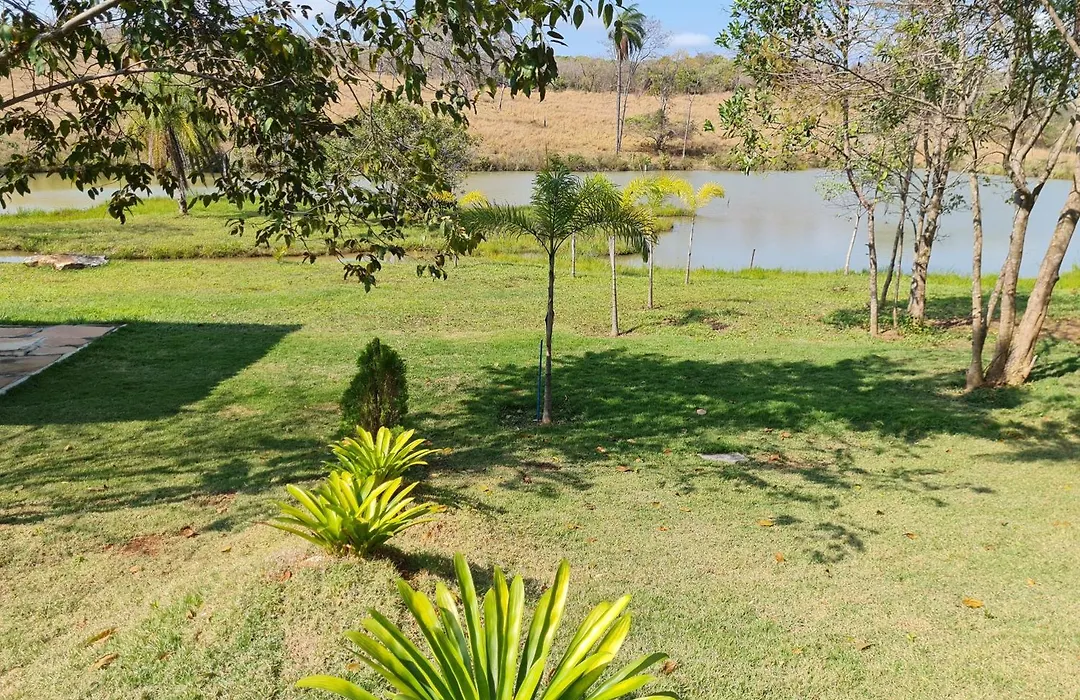Chalé defronte Lagoa na Serra do Cipó próximo a Cachoeira Grande, Cachoeira do Pedrão e Cachoeira Véu da Noiva-1